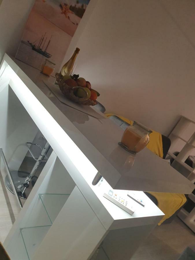 Alessia Lux Apartament Prima Linie Malul Marii Năvodari Extérieur photo